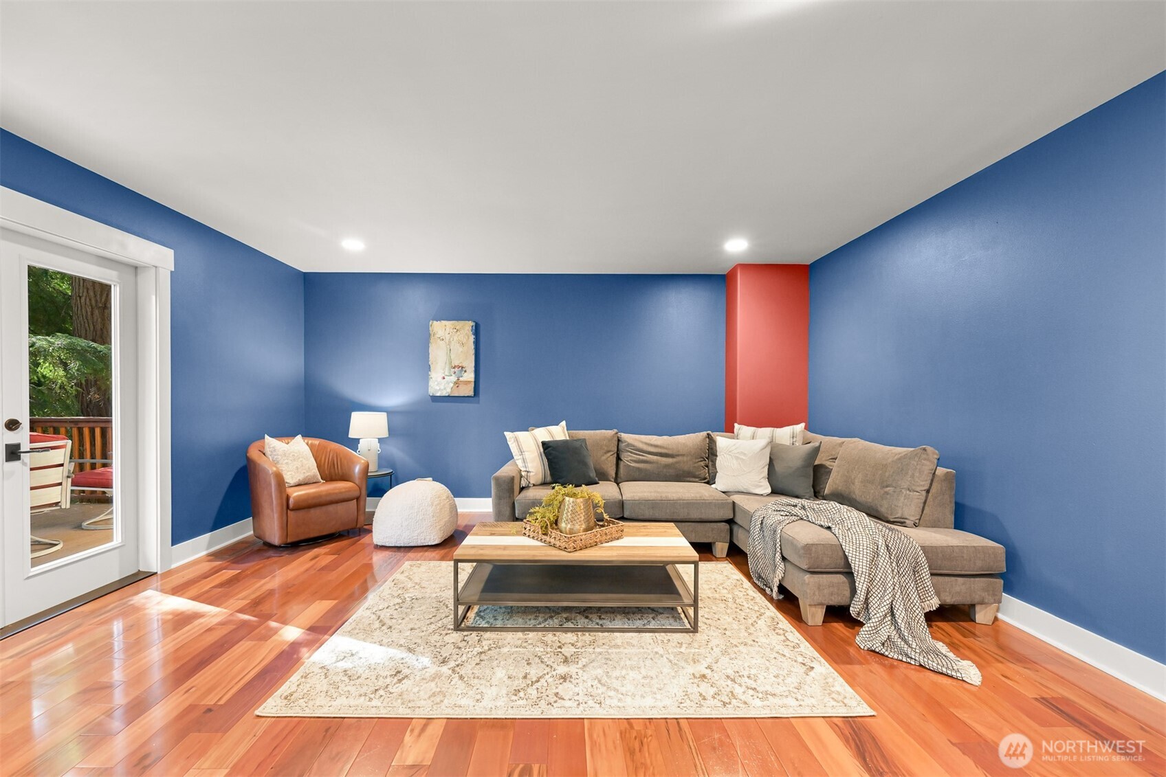 14 Gooseberry Circle Bellingham, WA 98229 - Photo 24 of 40 a living room with furniture and a rug