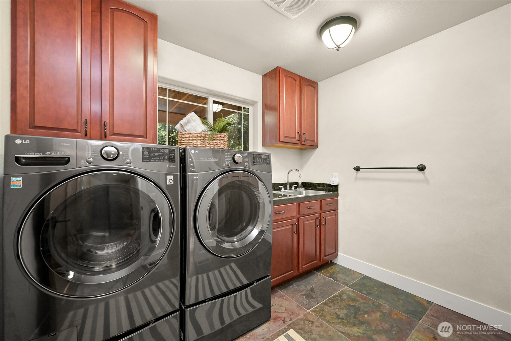 14 Gooseberry Circle Bellingham, WA 98229 - Photo 33 of 40 a utility room with sink dryer and washer