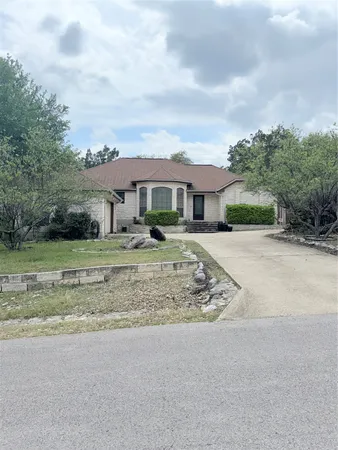 $2,800 | 611 Rolling Green Drive, Lakeway, TX 78734