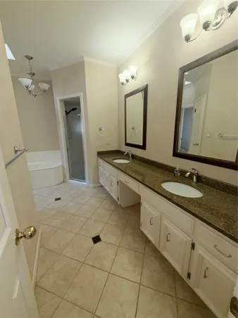 $2,800 | 611 Rolling Green Drive, Lakeway, TX 78734
