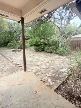 $2,800 | 611 Rolling Green Drive, Lakeway, TX 78734