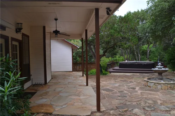 $2,800 | 611 Rolling Green Drive, Lakeway, TX 78734