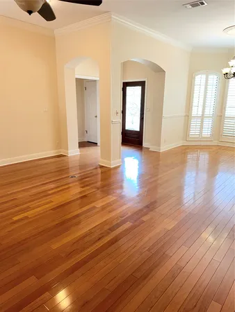 $2,800 | 611 Rolling Green Drive, Lakeway, TX 78734