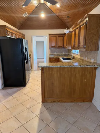 $2,800 | 611 Rolling Green Drive, Lakeway, TX 78734