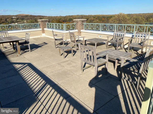 $2,500 | 820 Belmont Bay Drive, Unit 301, Woodbridge, VA 22191