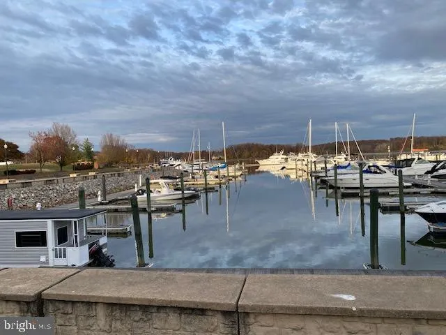 $2,500 | 820 Belmont Bay Drive, Unit 301, Woodbridge, VA 22191