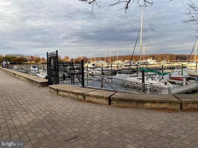 $2,500 | 820 Belmont Bay Drive, Unit 301, Woodbridge, VA 22191