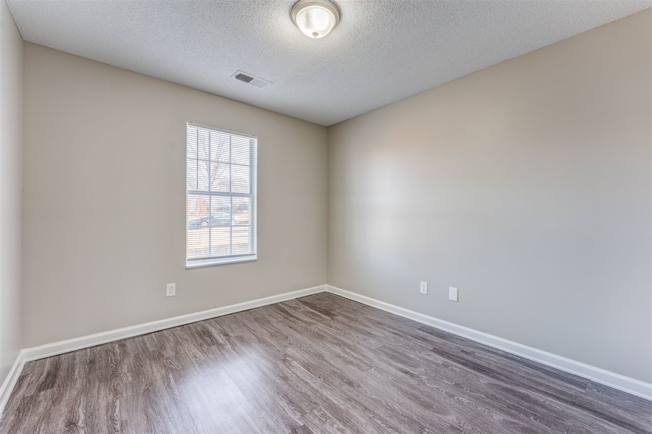 5373 Ragan Ridge Drive Memphis, TN 38141 - Photo 16 of 25 Gallery Image 16