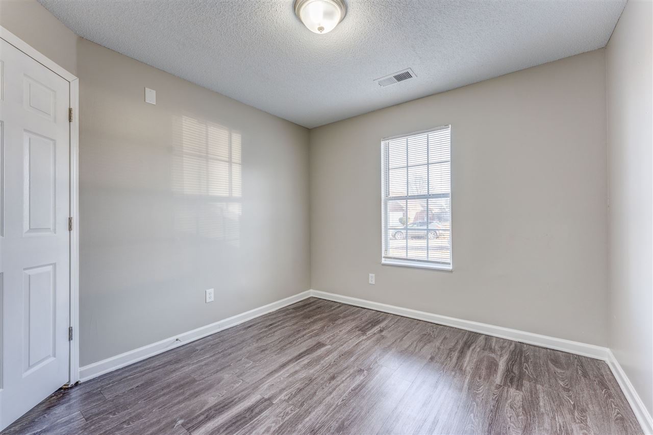 5373 Ragan Ridge Drive Memphis, TN 38141 - Photo 18 of 25 Gallery Image 18