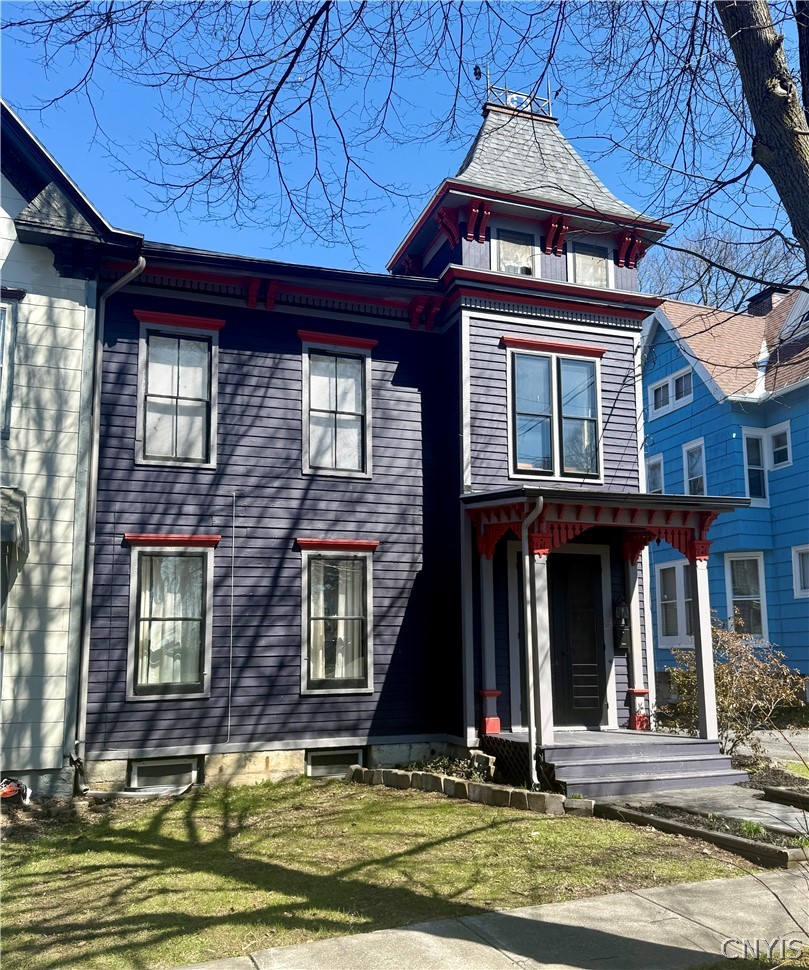 25 Grover Street Auburn, NY 13021 - Photo 2 of 19