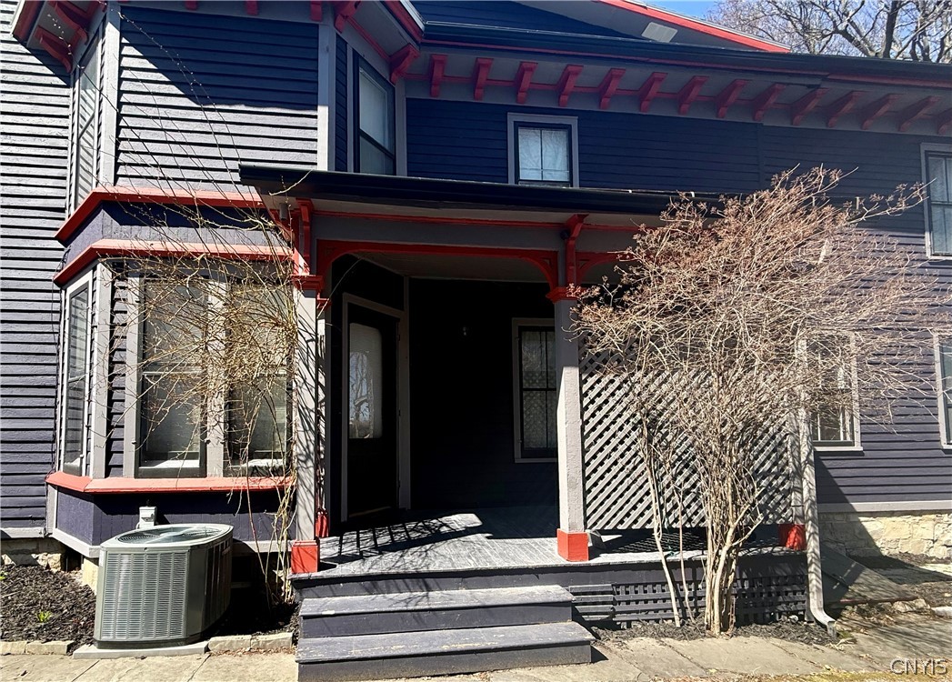 25 Grover Street Auburn, NY 13021 - Photo 4 of 19