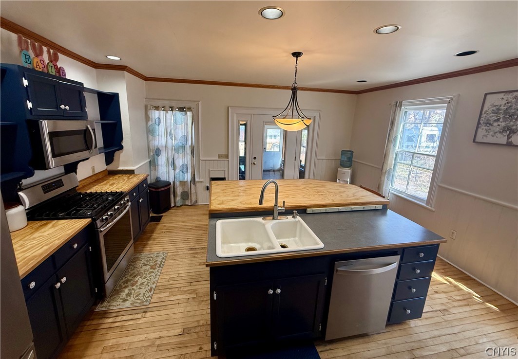 25 Grover Street Auburn, NY 13021 - Photo 8 of 19