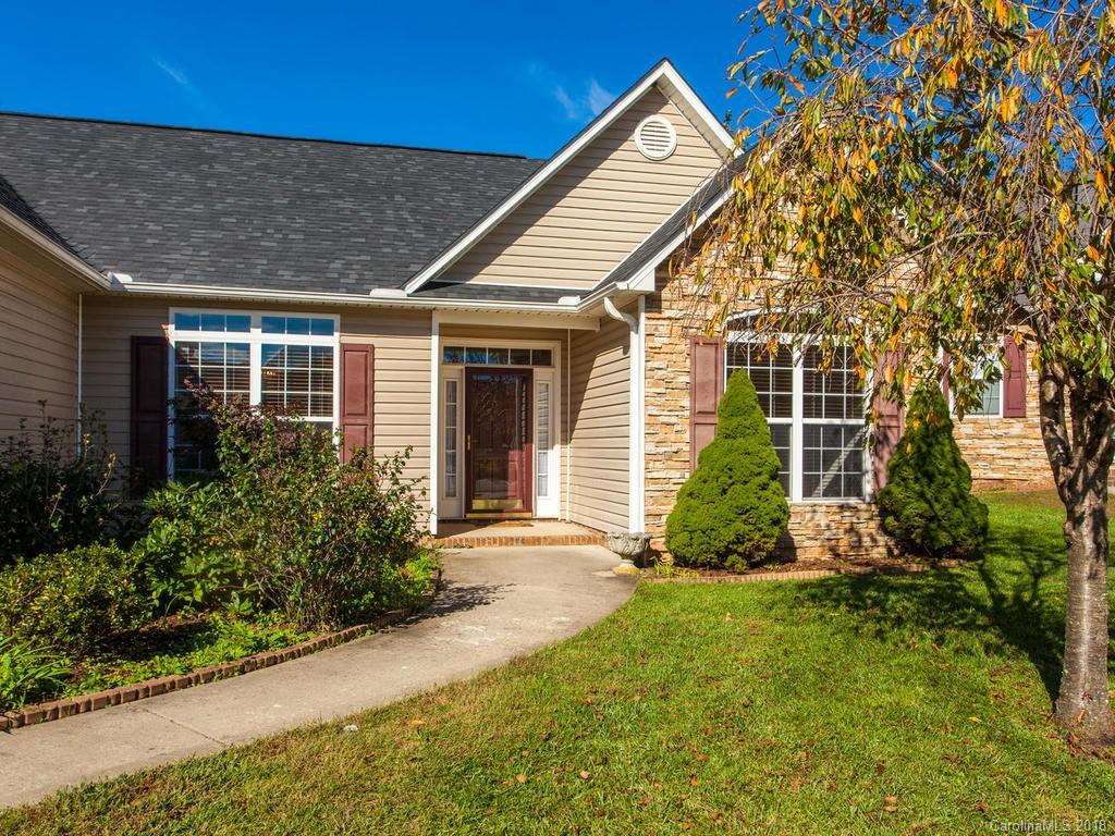 28 Summer Meadow Road Arden, NC 28704 - Photo 3 of 29 Gallery Image 3