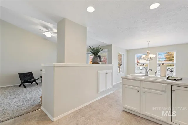 $362,500 | 1875 North Buena Vista Avenue, Meridian, ID 83646