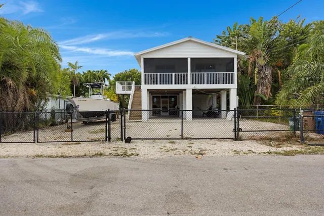 $685,000 | 31240 Ave H, Big Pine Key, FL 33043