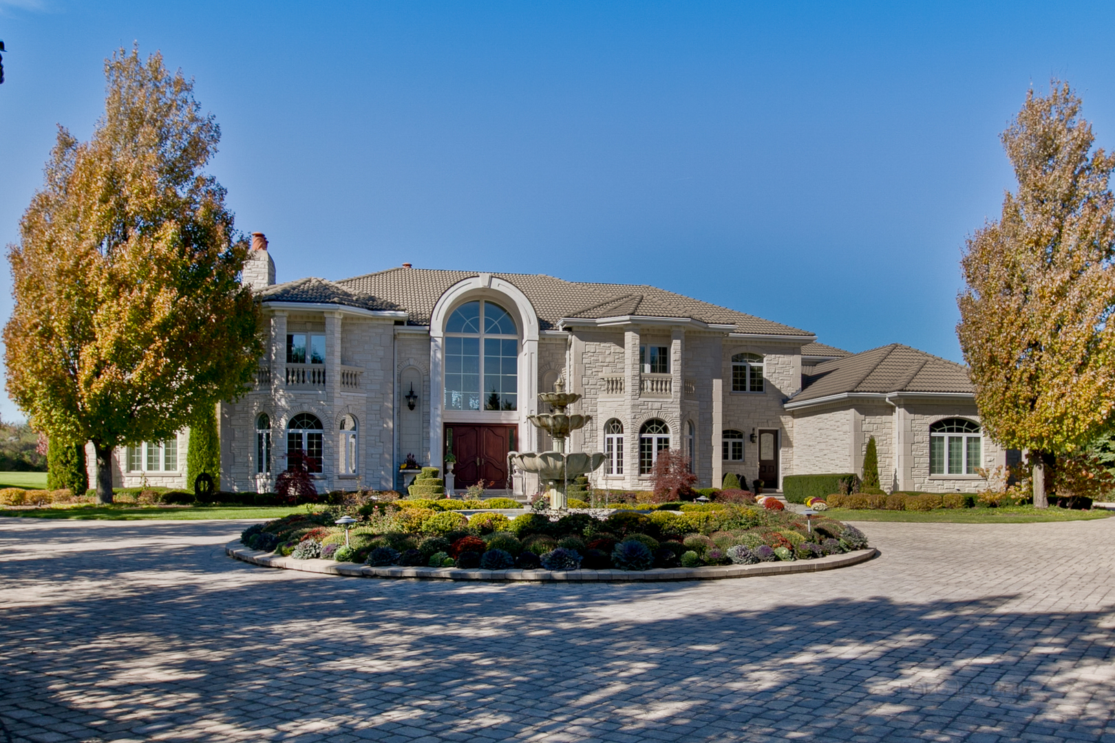 7 Broadley's Court Bannockburn, IL 60015 - Photo 3 of 45