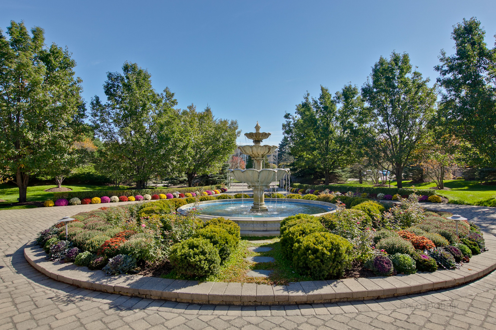 7 Broadley's Court Bannockburn, IL 60015 - Photo 4 of 45