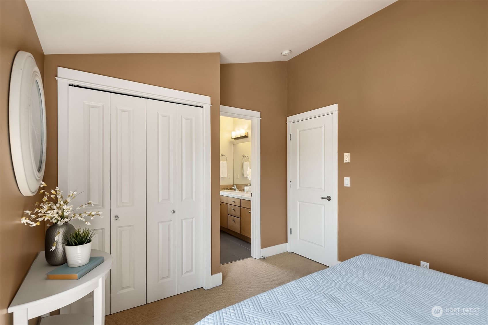 1144 North 93rd Street, Unit A Seattle, WA 98103 - Photo 13 of 22 Gallery Image 13