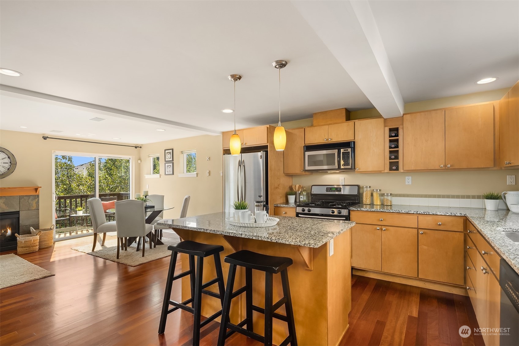 1144 North 93rd Street, Unit A Seattle, WA 98103 - Photo 2 of 22 Gallery Image 2