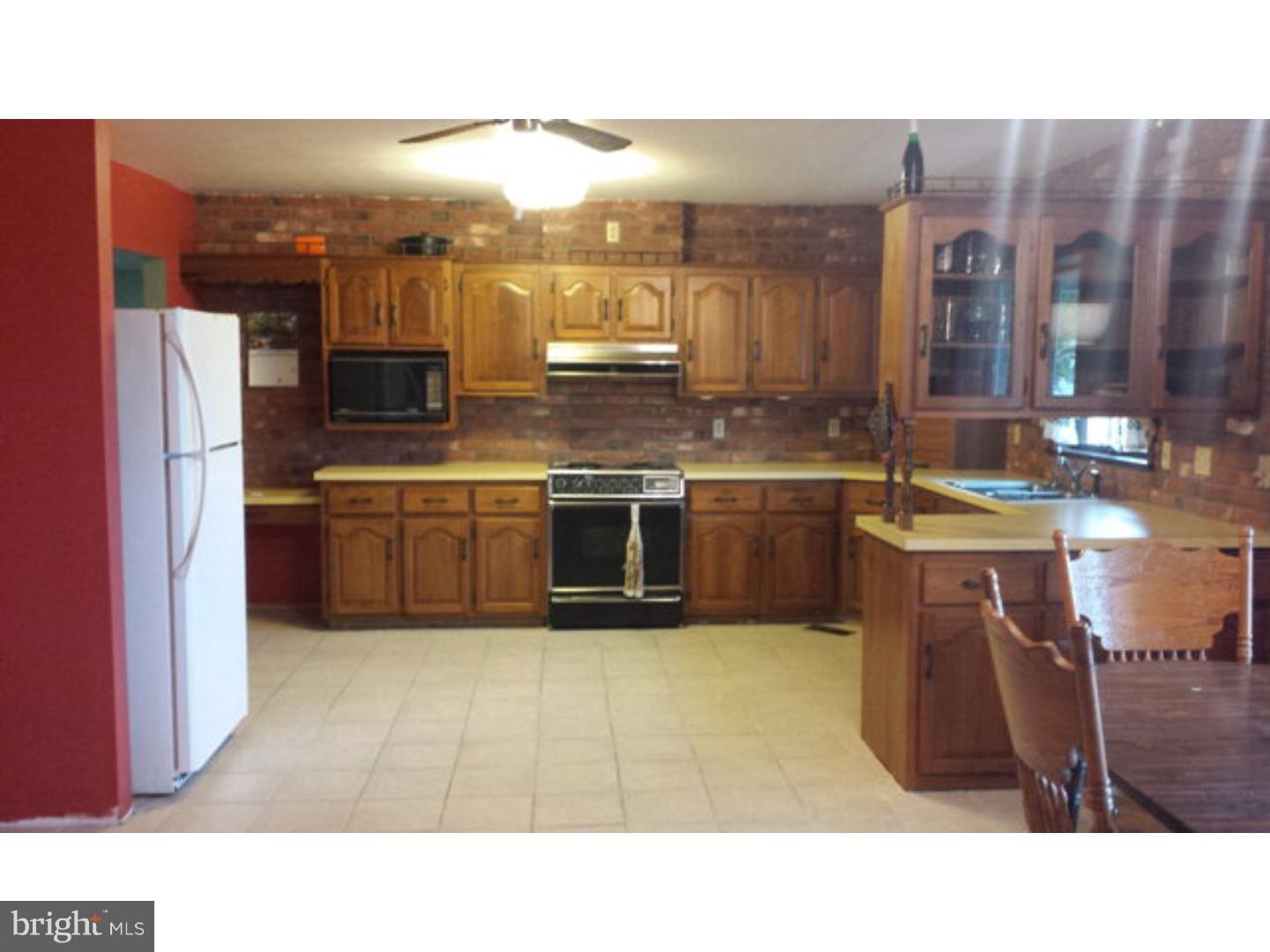 278 North Good Spring Road Hegins, PA 17938 - Photo 15 of 25 Kitchen