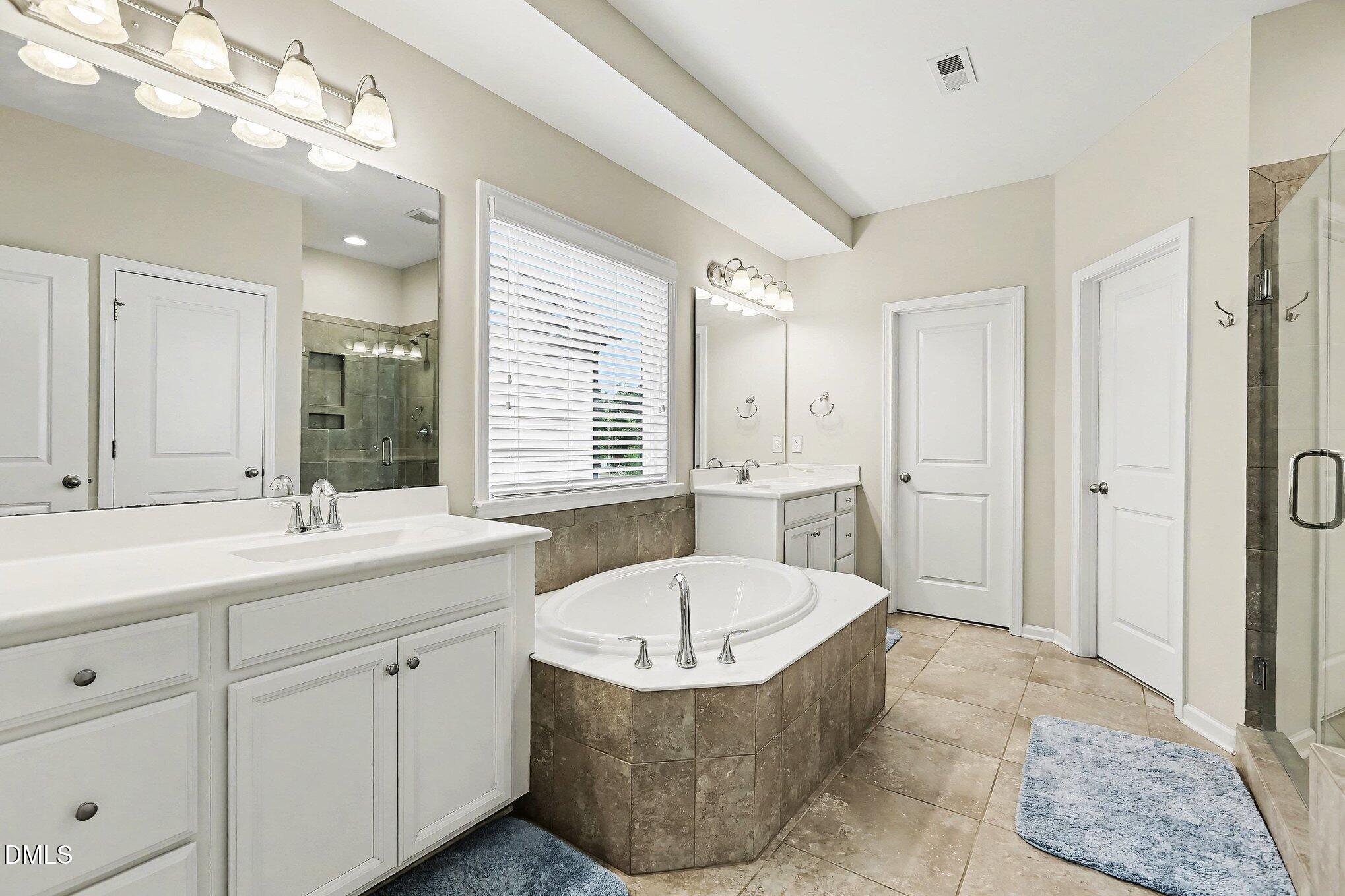 201 Empress Road Hillsborough, NC 27278 - Photo 13 of 33 013_file_3403