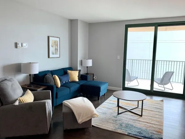 $299,000 | 300 South Duval Street, Unit 812, Tallahassee, FL 32301