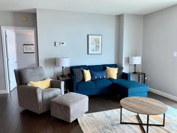 $299,000 | 300 South Duval Street, Unit 812, Tallahassee, FL 32301