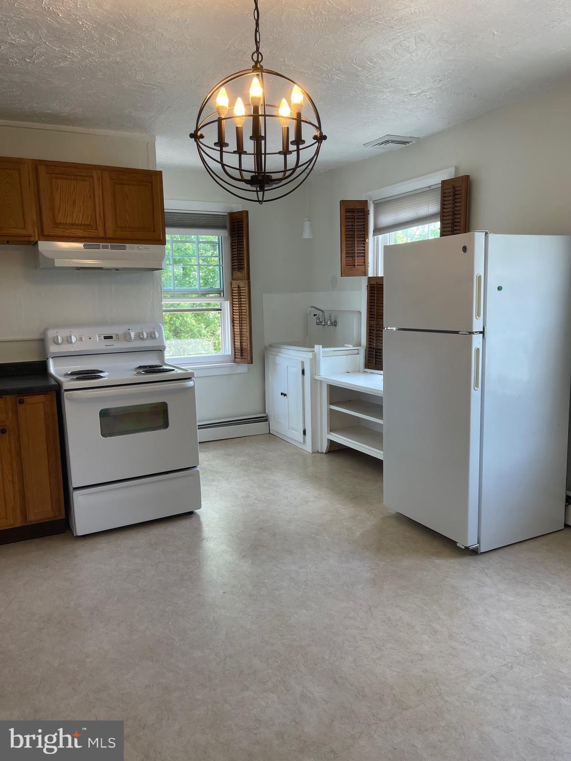 669 Creek Road Christiana, PA 17509 - Photo 8 of 14