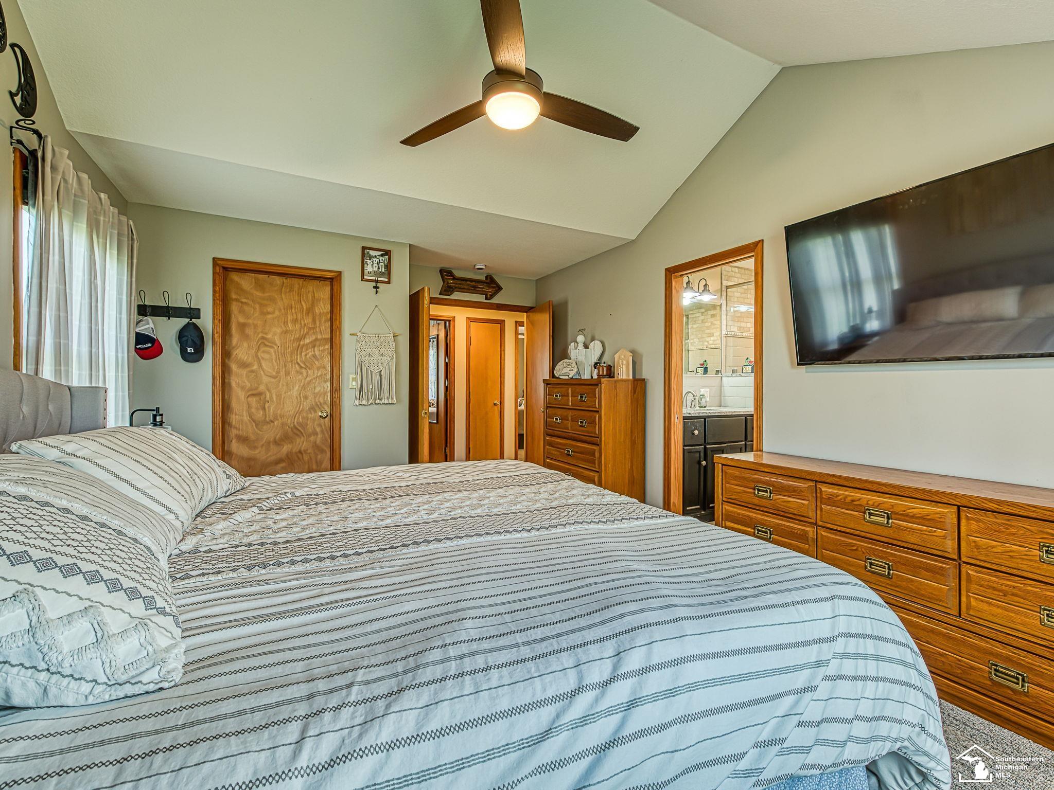 8910 Baldwin Road Monroe, MI 48162 - Photo 17 of 59