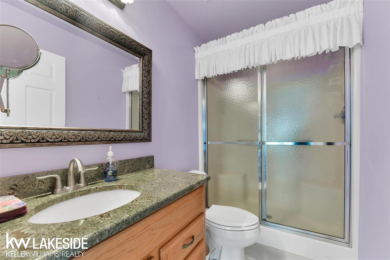 16251 Scenic, Unit 24 Clinton Township, MI 48038 - Photo 17 of 32