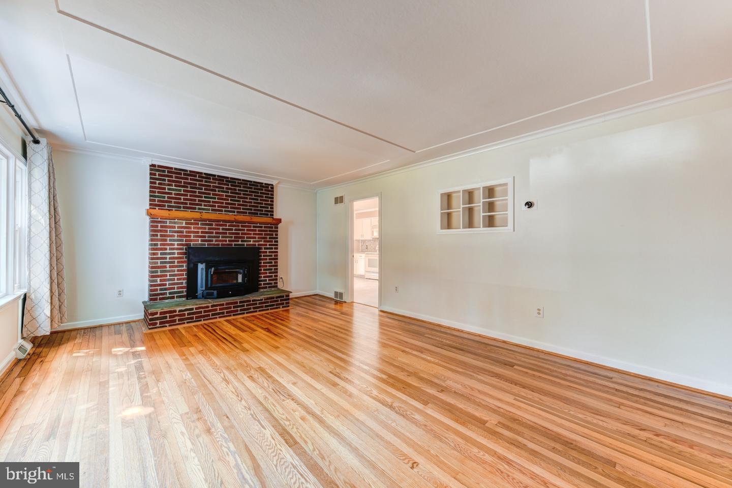 849 Sandy Run Road Yardley, PA 19067 - Photo 2 of 23 Gallery Image 2