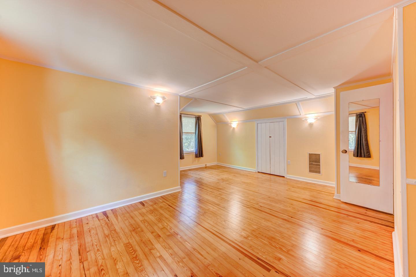 849 Sandy Run Road Yardley, PA 19067 - Photo 14 of 23 Gallery Image 14