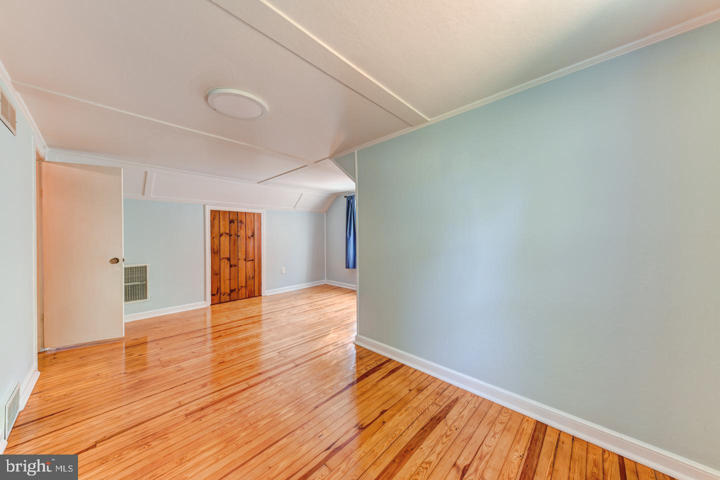 849 Sandy Run Road Yardley, PA 19067 - Photo 17 of 23 Gallery Image 17