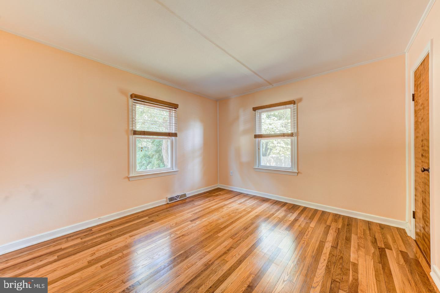 849 Sandy Run Road Yardley, PA 19067 - Photo 10 of 23 Gallery Image 10