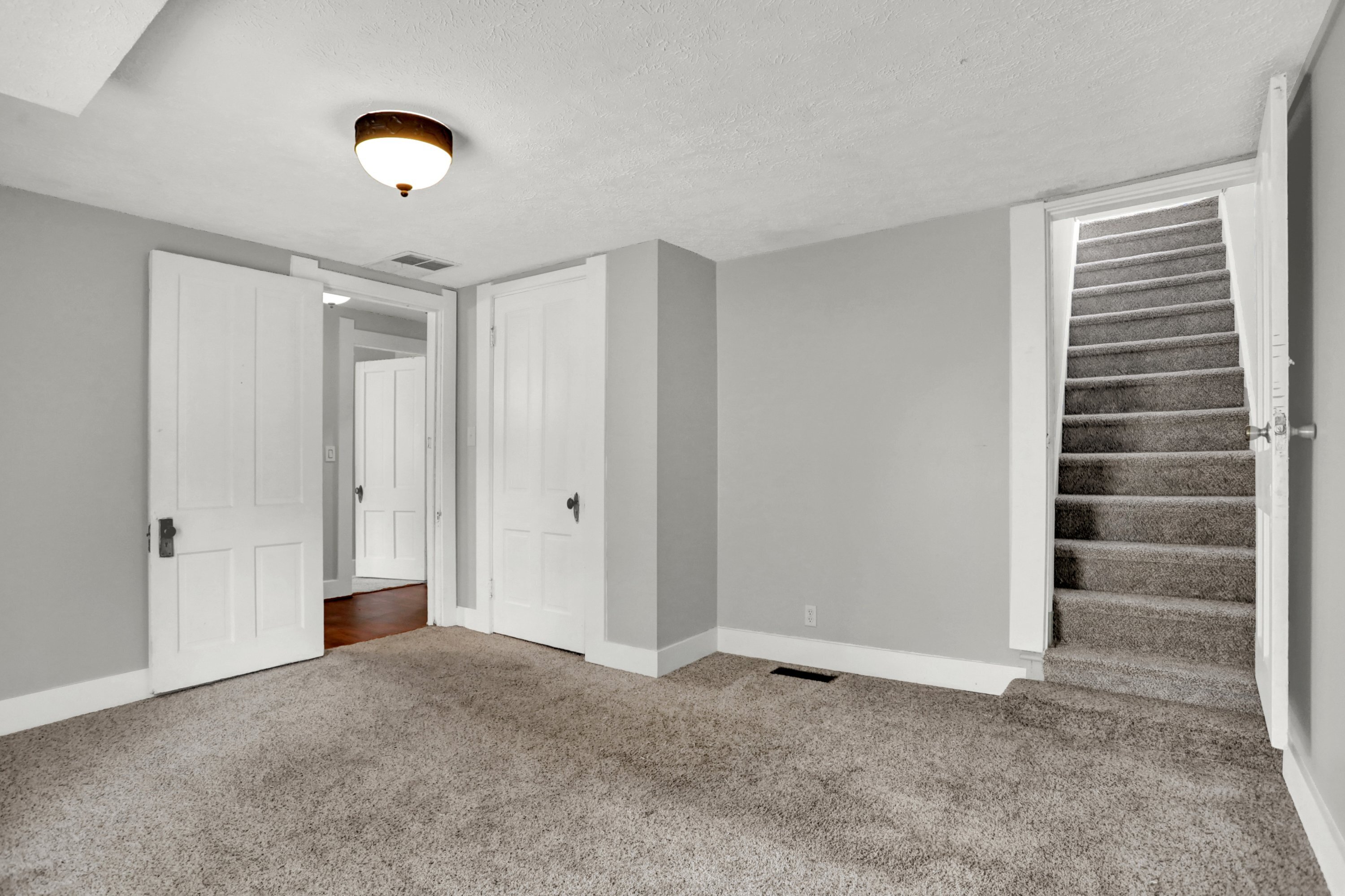 108 North Muessing Street Indianapolis, IN 46229 - Photo 16 of 24