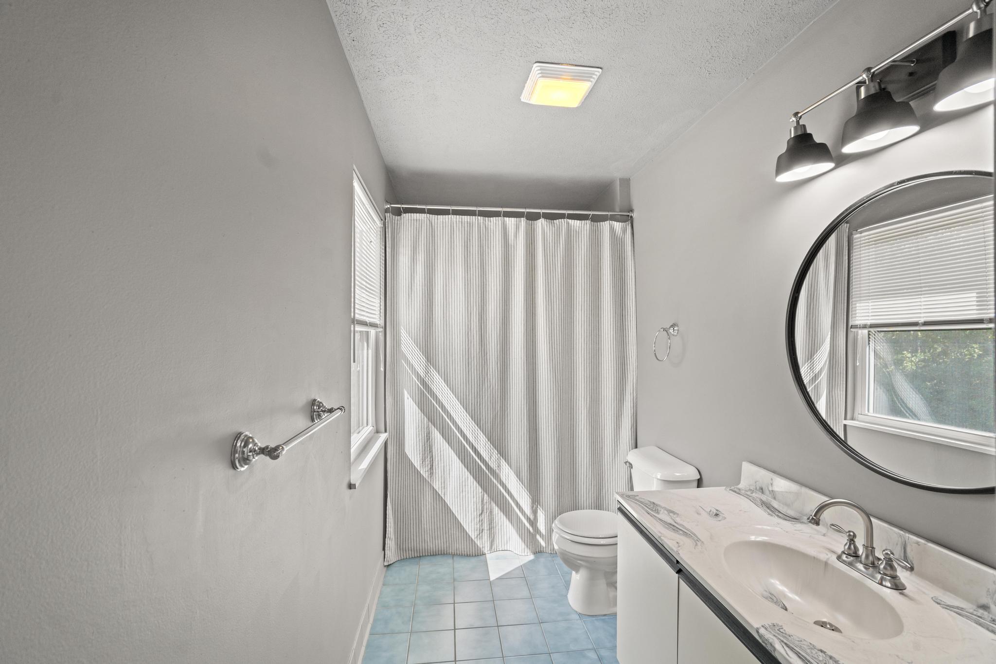 402 Downing Street Cold Spring, KY 41076 - Photo 14 of 30 Primary Bathroom
