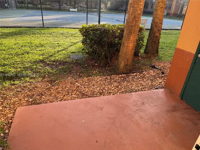 $2,050 | 10773 Cleary Boulevard, Unit 104, Plantation, FL 33324