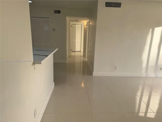 $2,050 | 10773 Cleary Boulevard, Unit 104, Plantation, FL 33324