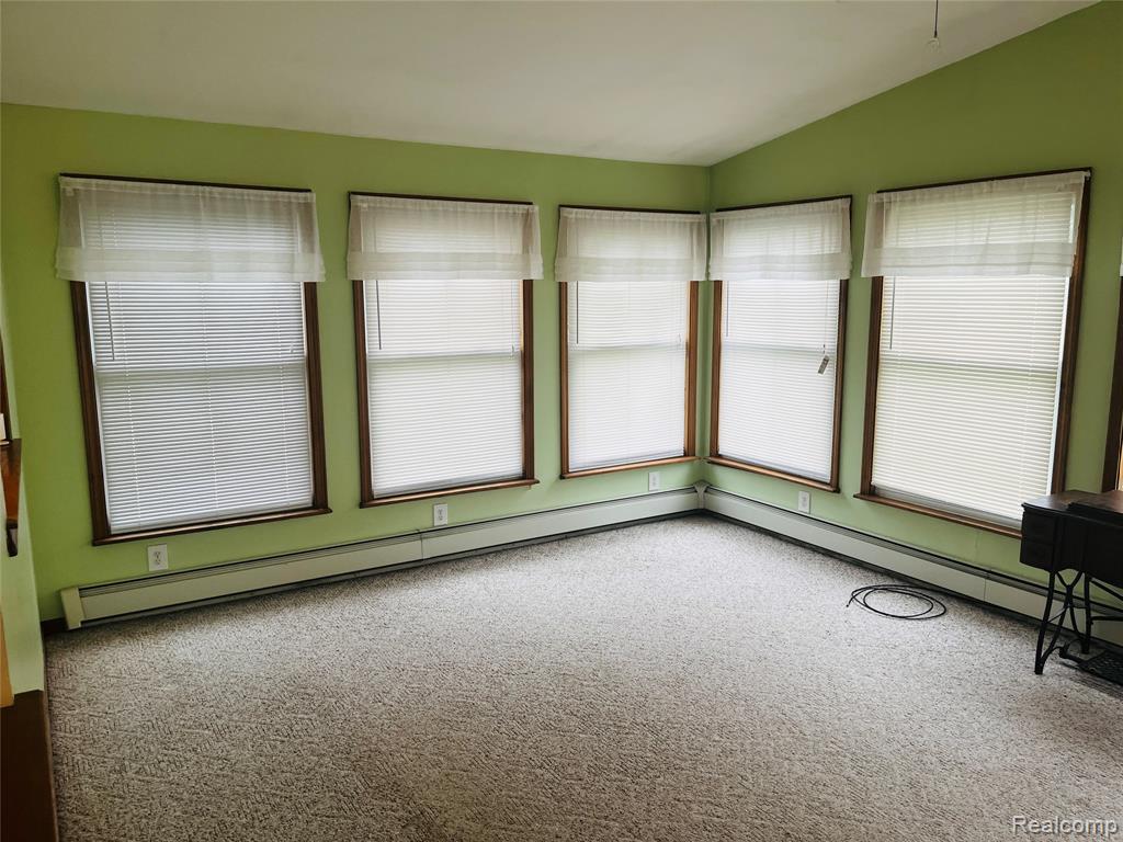 14924 Hough Road Allenton, MI 48002 - Photo 10 of 17 Gallery Image 10