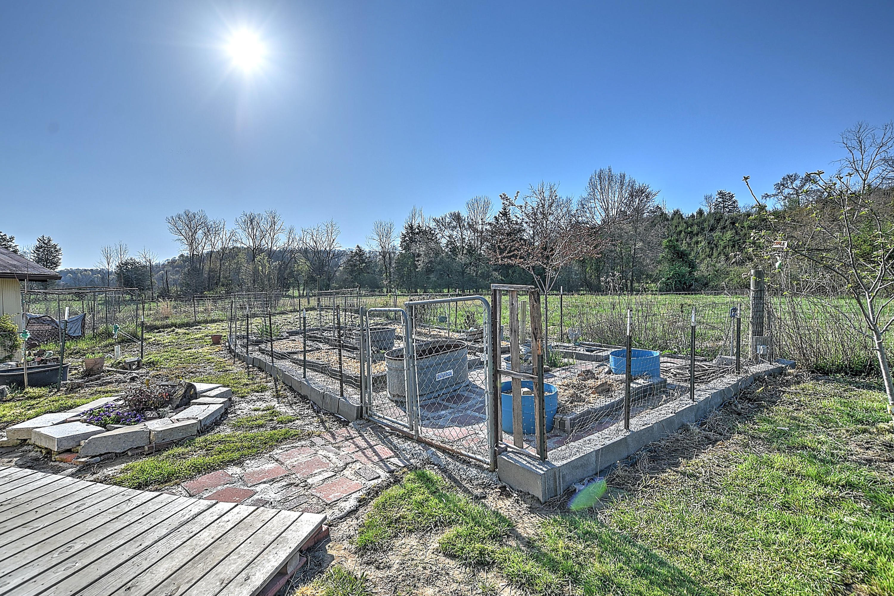 1012 Charlie Doty Road Greeneville, TN 37745 - Photo 22 of 41 1012 Charlie Doty-22