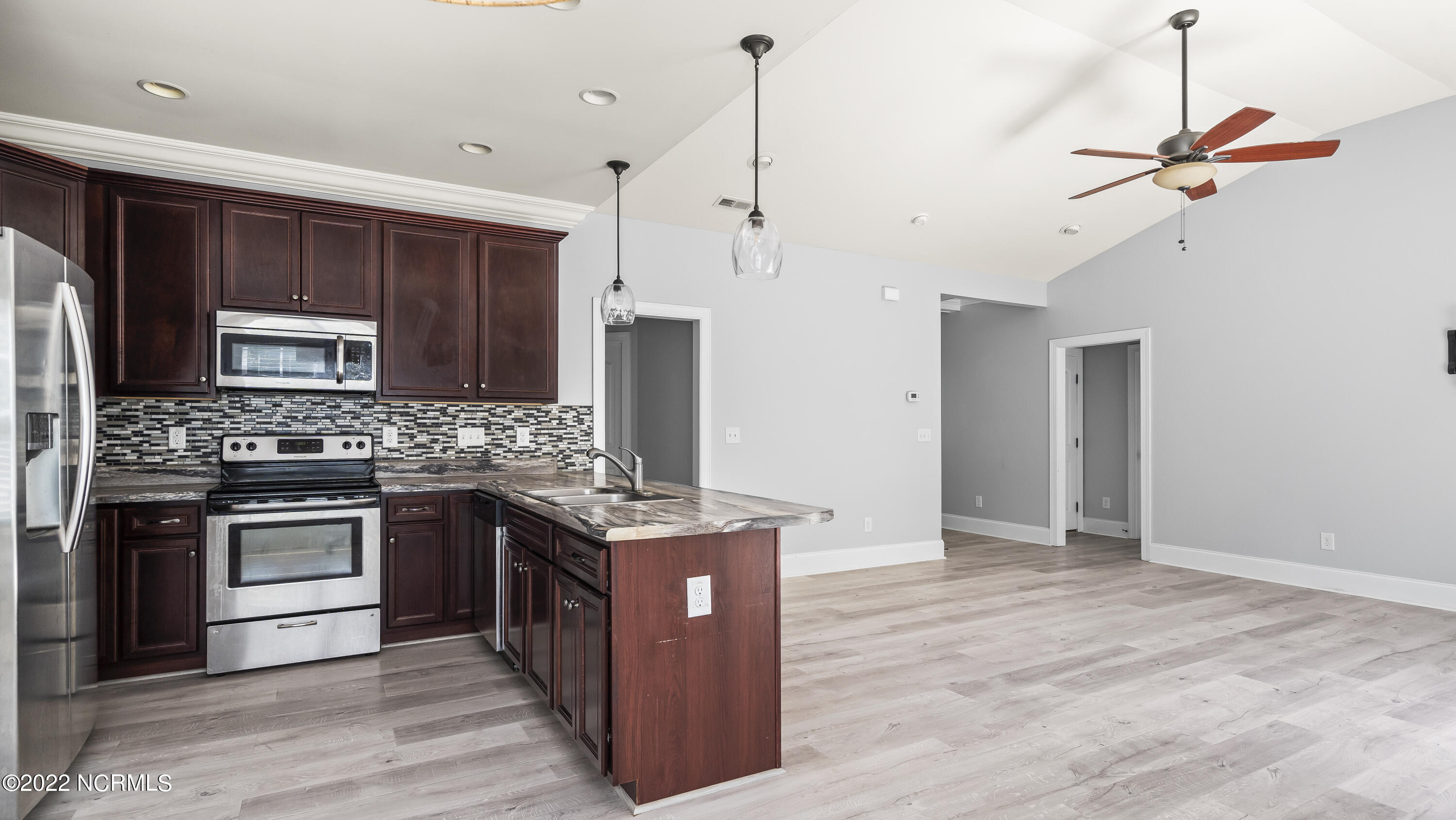 612 Tar Landing Road Holly Ridge, NC 28445 - Photo 8 of 25 8