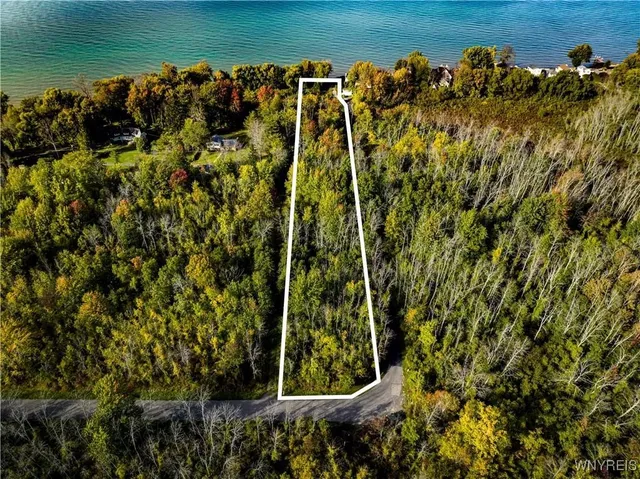 $235,000 | 16 Davison Beach Road, Parma, NY 14468