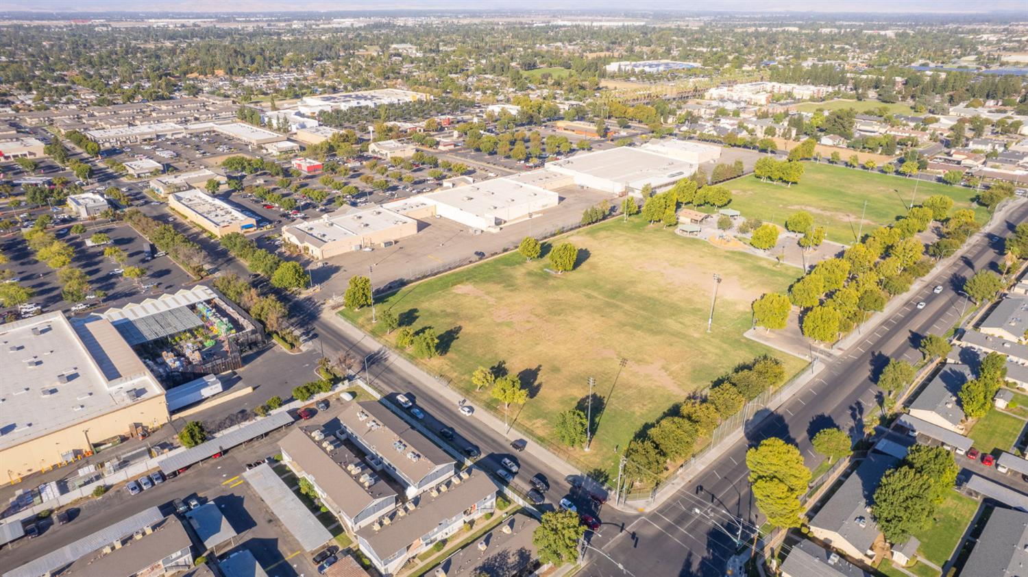 1151 South Chestnut Avenue, Unit 237 Fresno, CA 93702 - Photo 42 of 42