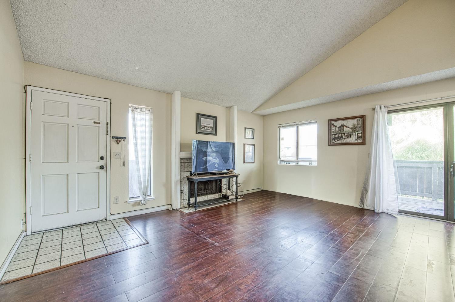 1151 South Chestnut Avenue, Unit 237 Fresno, CA 93702 - Photo 5 of 42