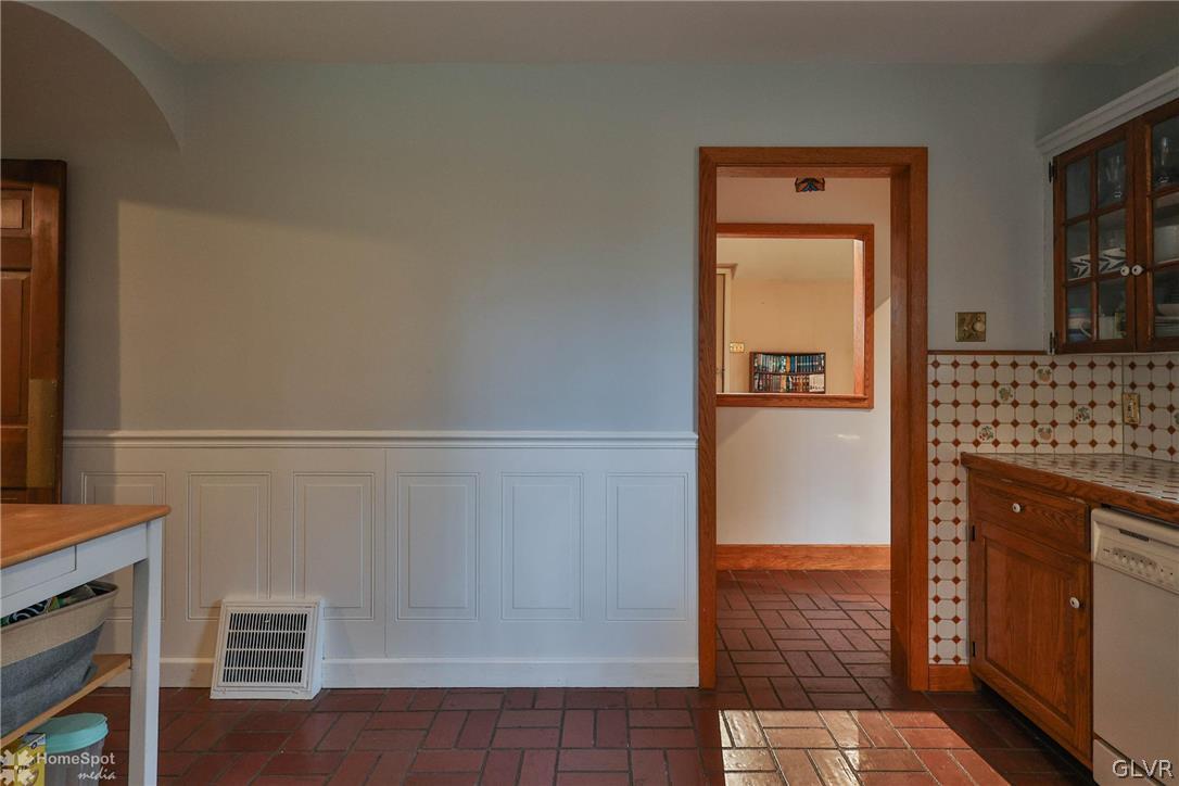 3223 Brodhead Road Bethlehem, PA 18020 - Photo 9 of 36 Kitchen. Notice wainscoting.