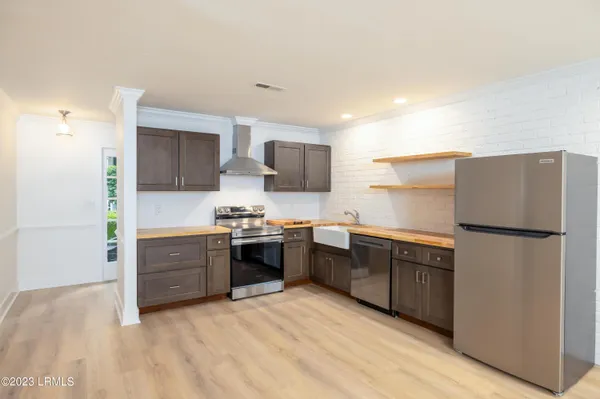 $2,500 | 502 New Street, Beaufort, SC 29902