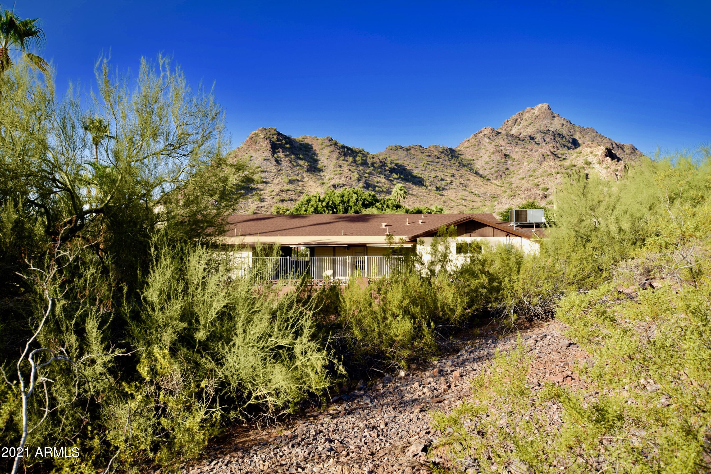 2509 East Ocotillo Road Phoenix, AZ 85016 - Photo 3 of 19 Backs to Mountain