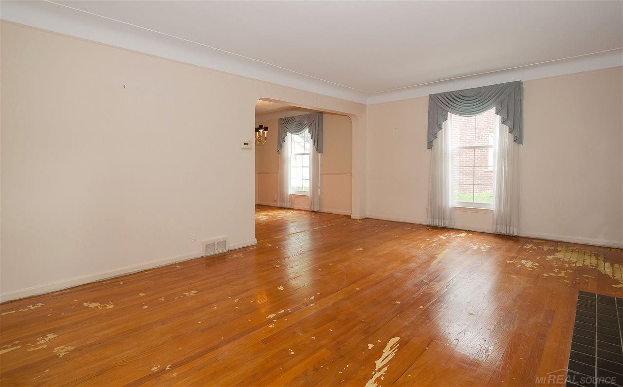1220 Fairholme Road Grosse Pointe Woods, MI 48236 - Photo 6 of 41