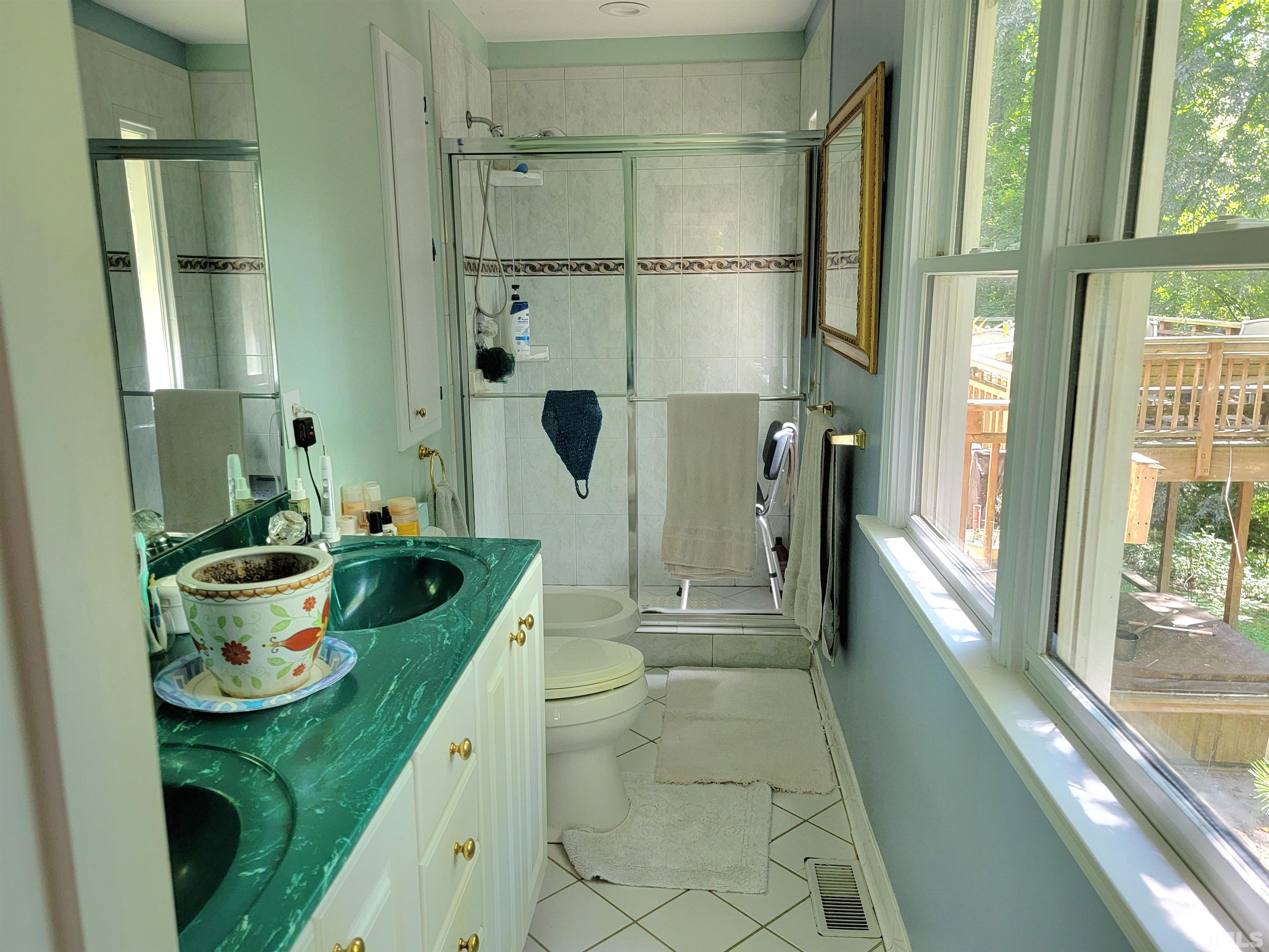 300 Dartmouth Road Raleigh, NC 27609 - Photo 32 of 52