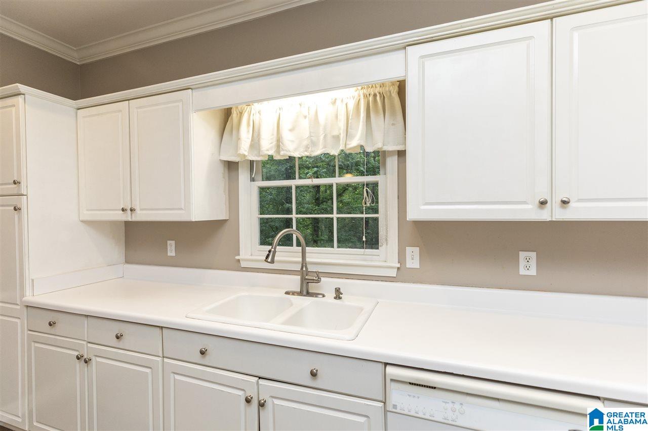 5173 Caldwell Mill Road Birmingham, AL 35244 - Photo 17 of 42